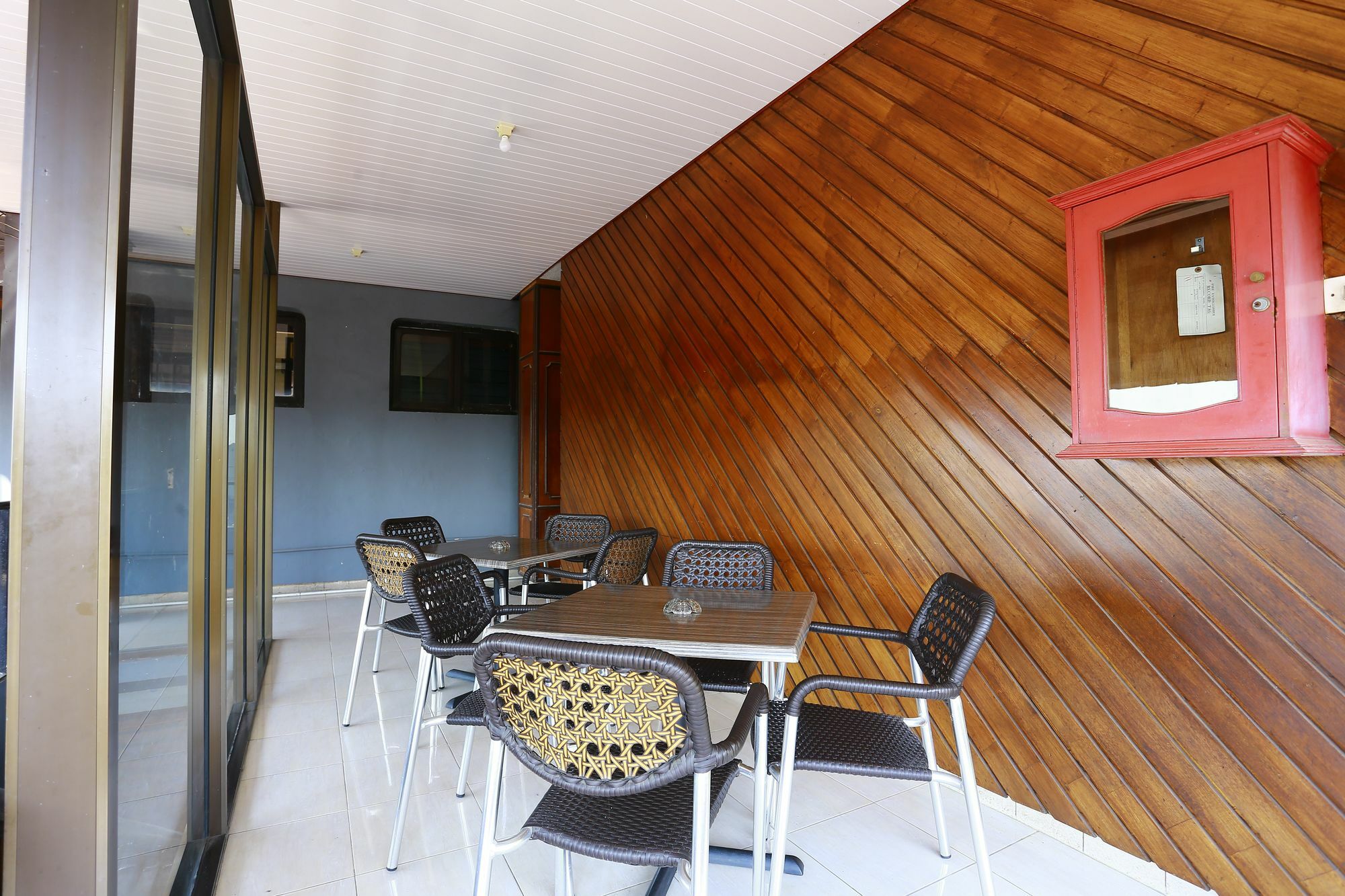 Reddoorz Near Prawirotaman 2 Hotel ยอกยาการ์ตา ภายนอก รูปภาพ